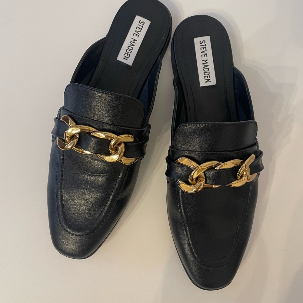 Cassady Loafer Mule Steve Madden Black Flats with Gold Accent